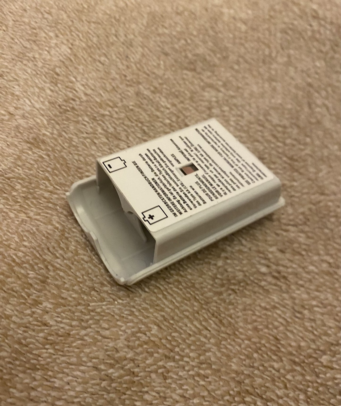 Xbox 360 kontroller elemtartó - fehér (új)