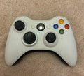 Xbox 360 gyári vezeték nélküli kontroller (fehér-fekete, használt)