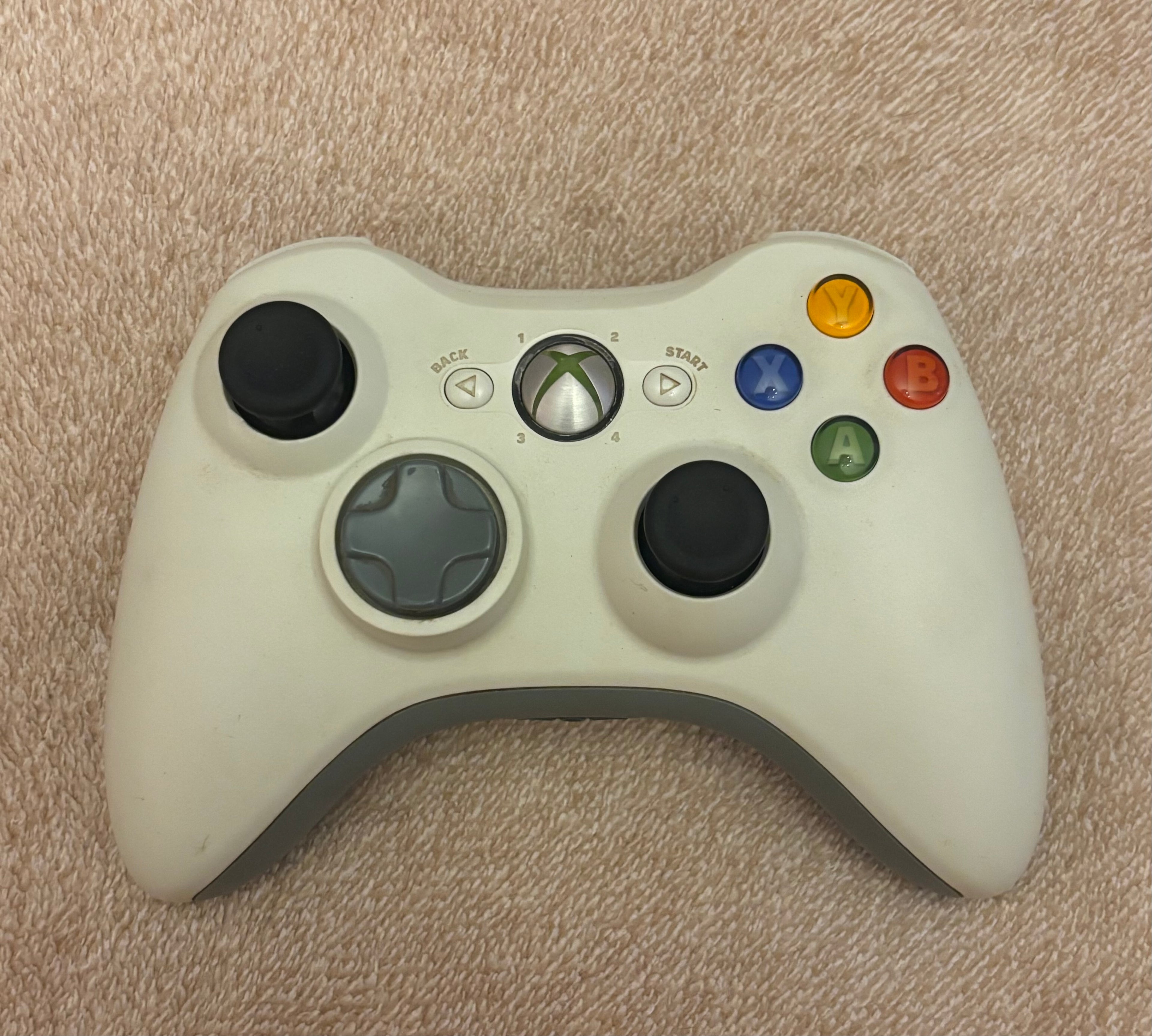 Xbox 360 gyári vezeték nélküli kontroller (fehér-szürke, használt)